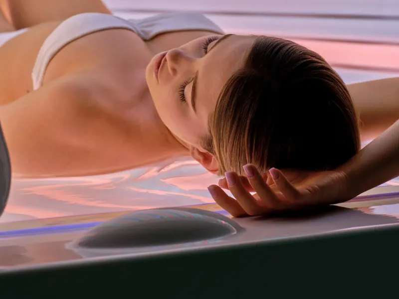 Aura Tanning and Wellness Lounge & Aura Reformer pilates studio in Southampton City Centre