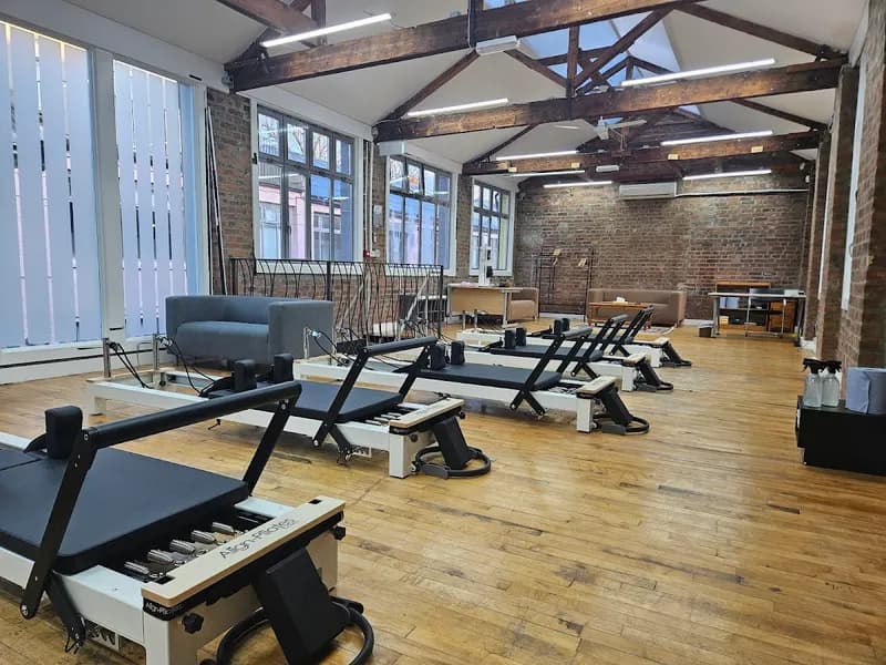Flowing Body Pilates Finsbury Park pilates studio in Holloway