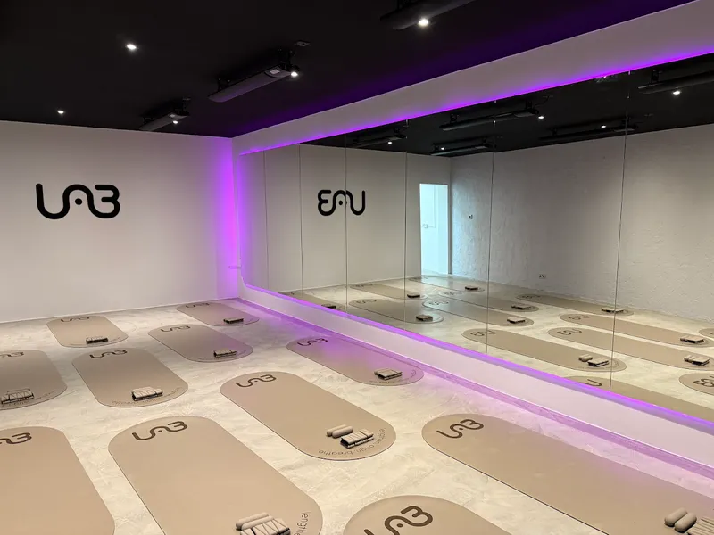 LAB REFORMER PILATES & HOT PILATES pilates studio in Croydon