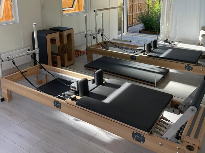 Lottie Moves Pilates & Barre pilates studio in Wimbledon Village