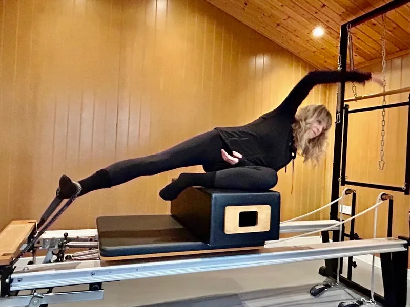Pilates Reformer and Cadillac Body reshaping pilates studio in Hammersmith